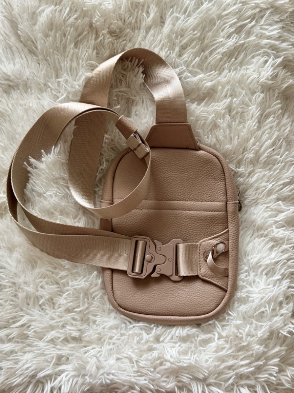 NWT~Concept Global~Beige Leather Travel Sling Bag~Large - Picture 6 of 7